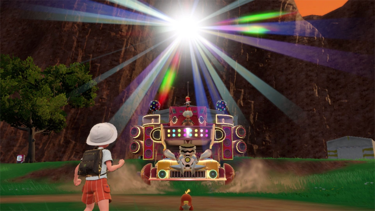A screenshot of a battle against a Starmobile in Pokémon Scarlet.