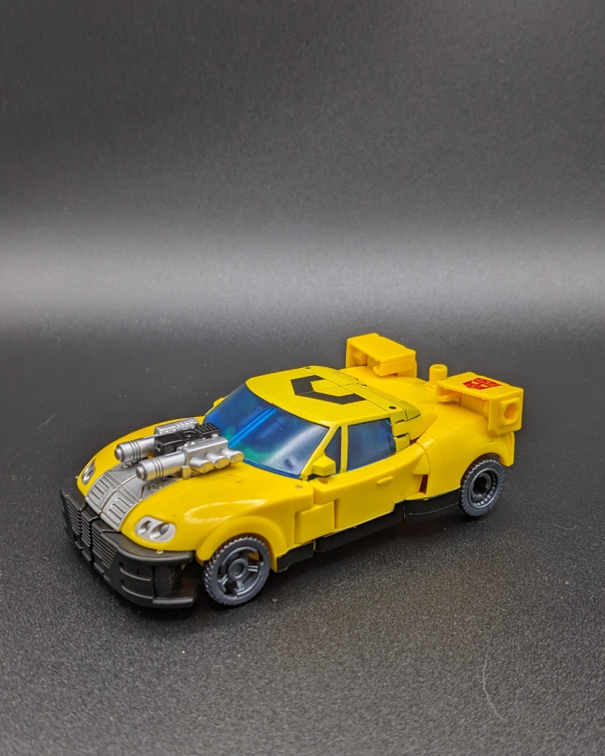 A picture of Legacy: Evolution Hot Shot in vehicle mode.