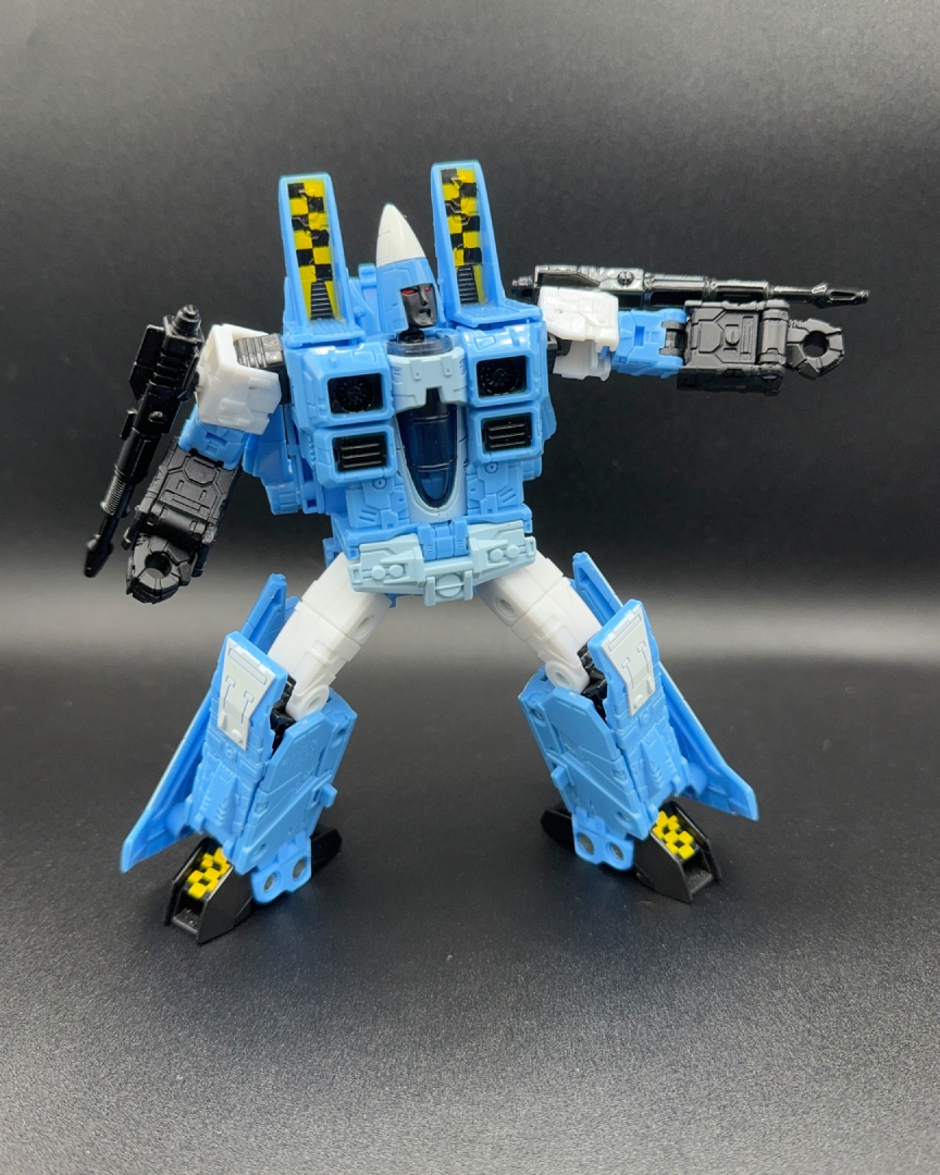 A picture of Cloudcover in robot mode.