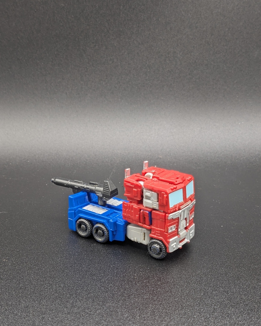 A picture of Kingdom Core class Optimus Prime in vehicle mode.