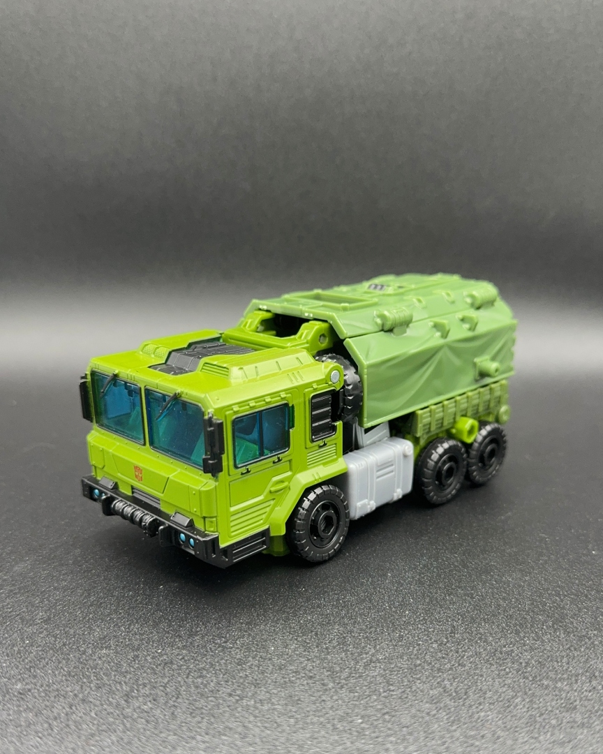 A picture of Bulkhead in vehicle mode.