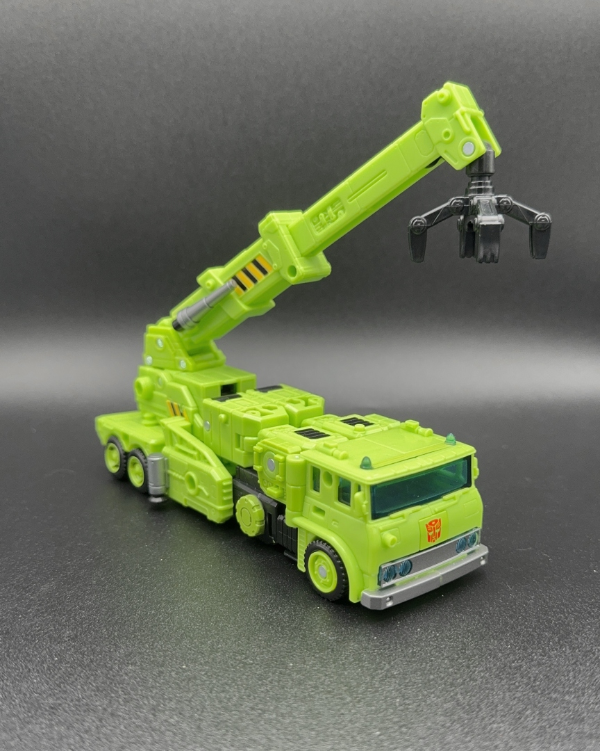 A picture of Road Hauler in vehicle mode.