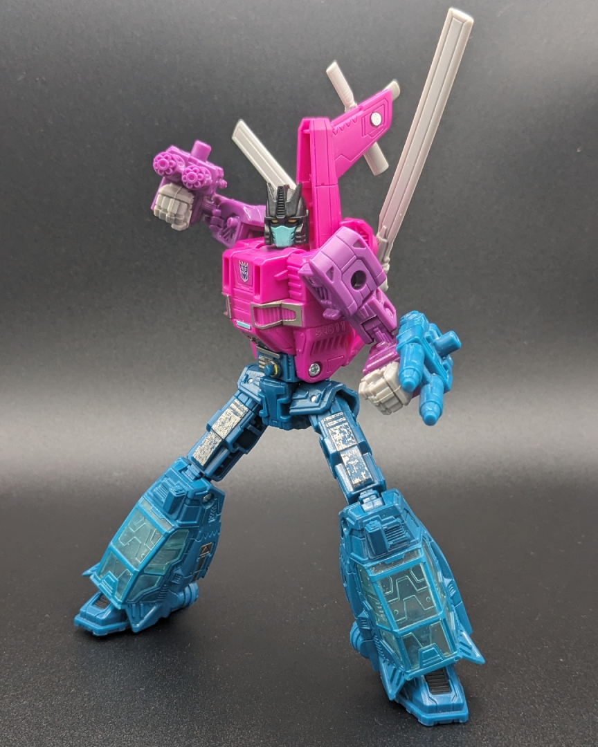 A picture of Spinister in robot mode.