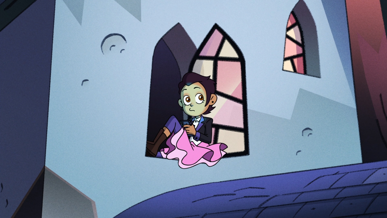 A screenshot from Enchanting Grom Fright, with Luz sitting in the windowsill while texting her mom.