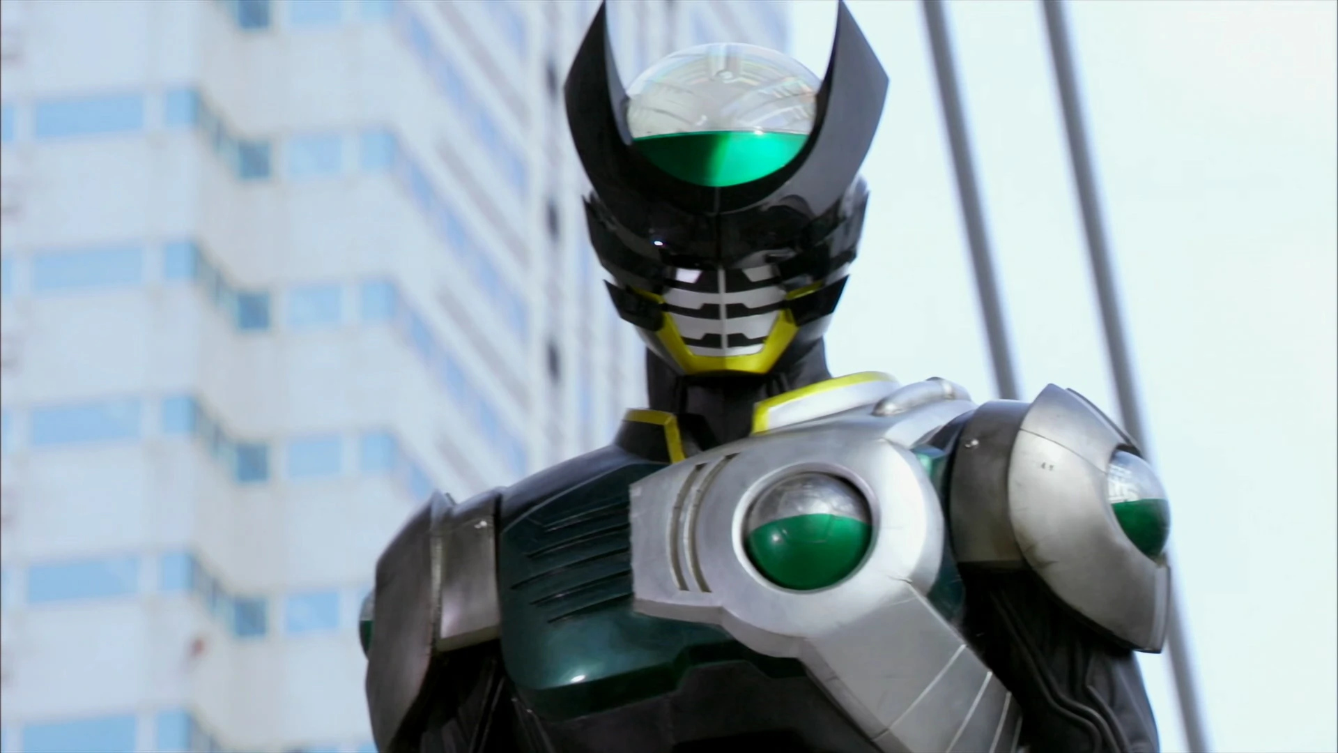 i'm always comparing things to Kamen Rider Birth, so it's a miracle that it makes even a little bit of sense this time! nobody's looking at me funny in the Old Navy when i look at the bouncy ball machine and go CATERPILLAR LEG A head-on shot of Kamen Rider Birth from Kamen Rider OOO.